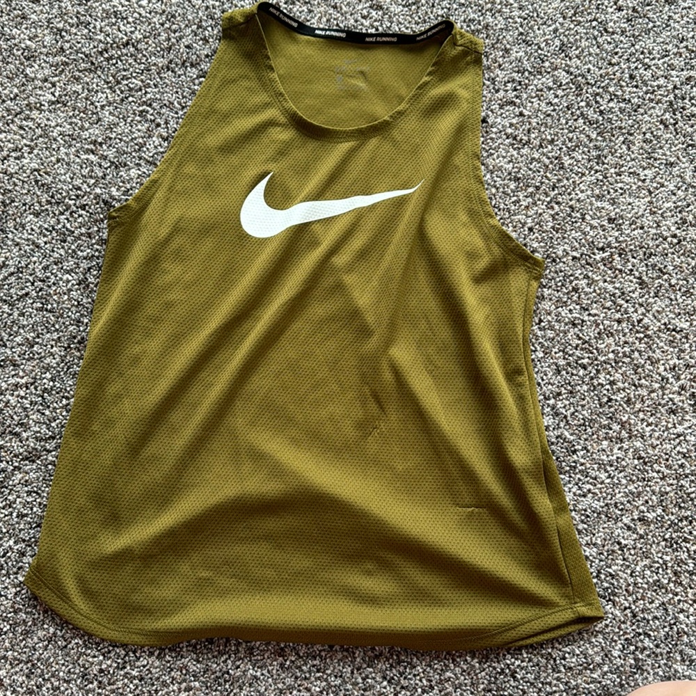 Size Small Nike tank